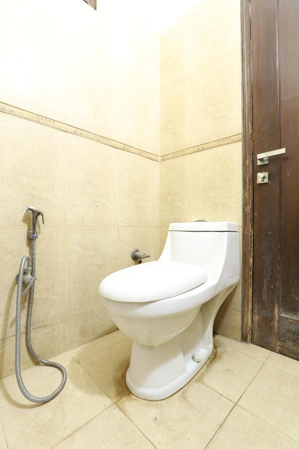 Hotel Livia Residency New Delhi Exteriör bild