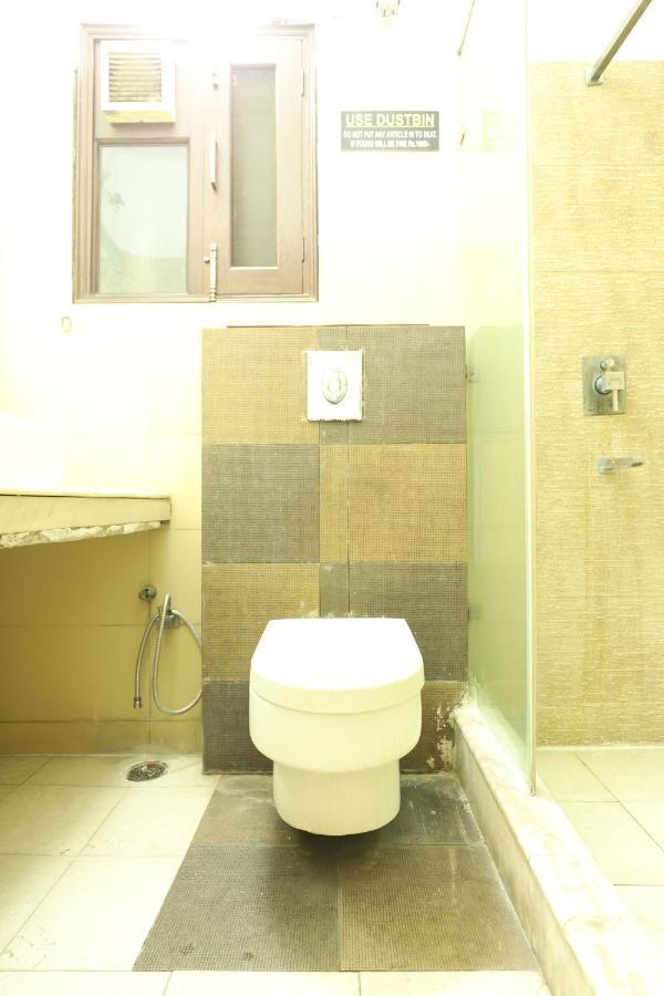 Hotel Livia Residency New Delhi Exteriör bild