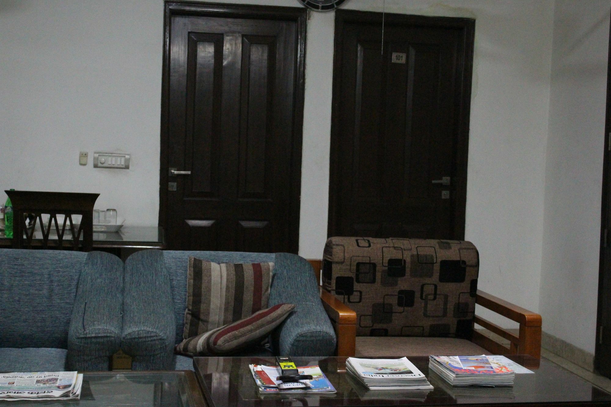 Hotel Livia Residency New Delhi Exteriör bild